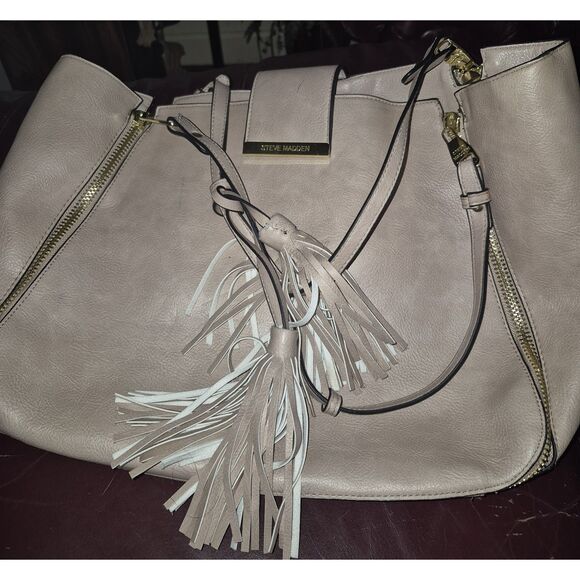 Steve Madden Large Purse Handbag Light Rosy Red Color - Picture 1 of 9